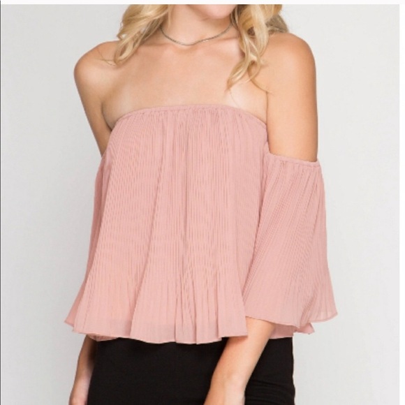 She and Sky Tops - Dusty rose off the shoulder top